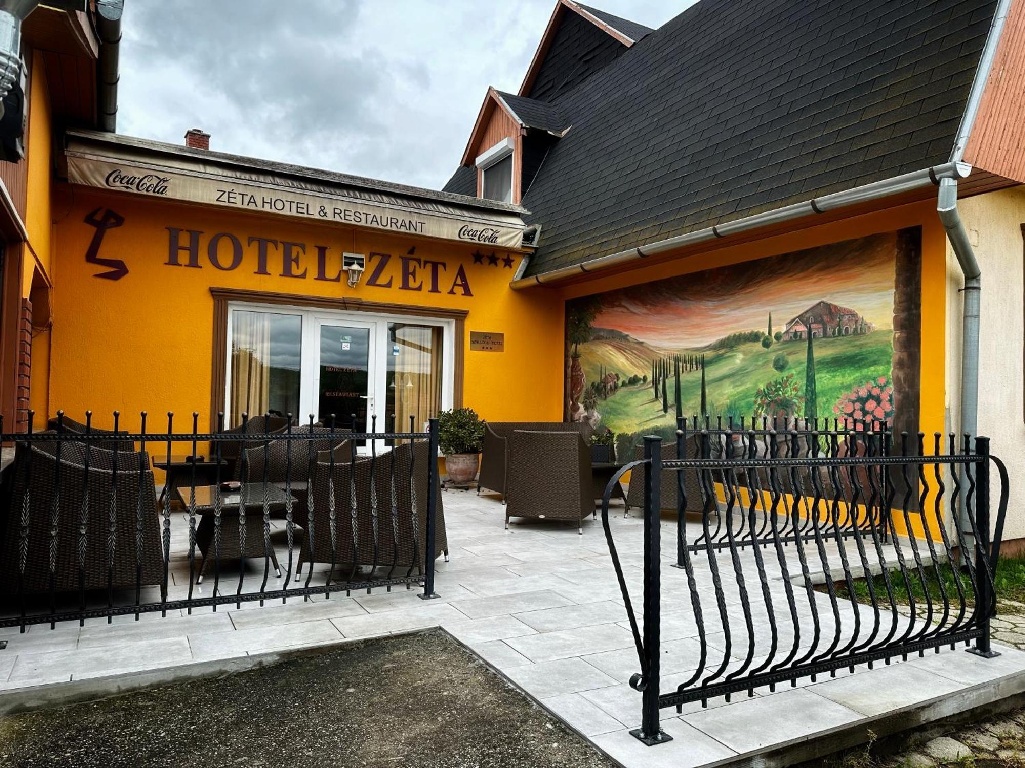 Hotel Zeta เลนตี ภายนอก รูปภาพ